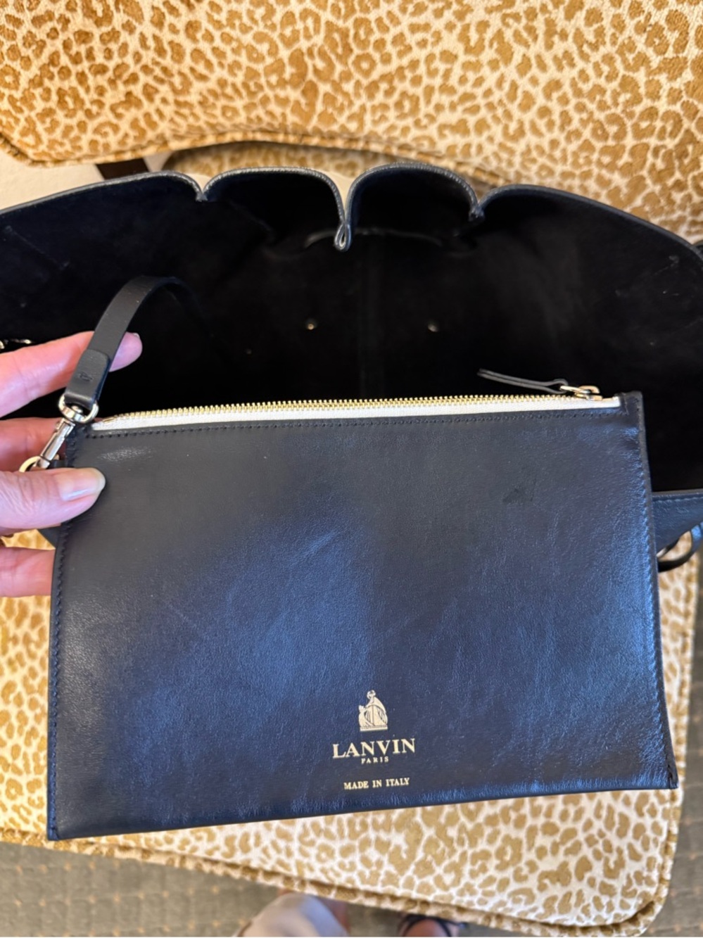 💯Auth! LANVIN Black & White Leather Tote/Shoulder Bag w Tassels & Gold Hardware - Picture 11 of 16